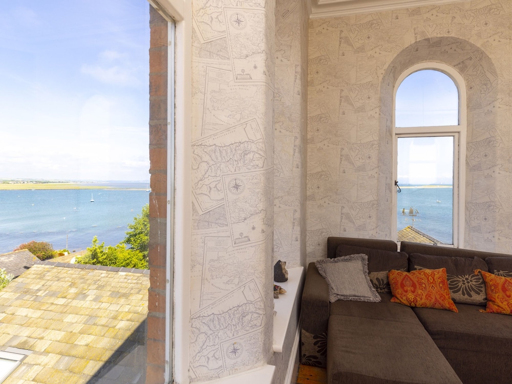 Roa Island House