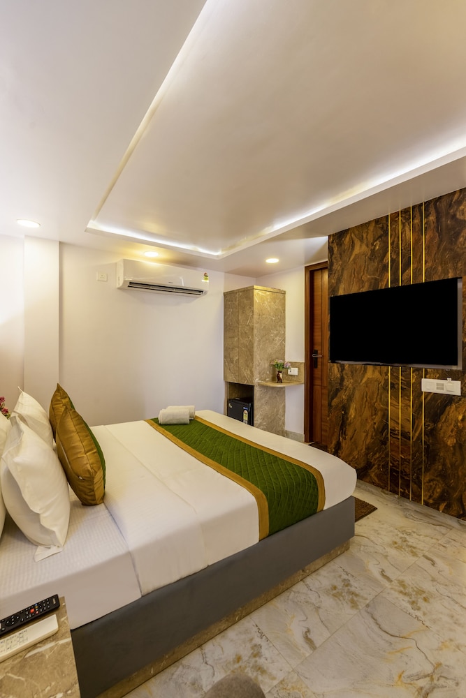 Hotel All In Homes