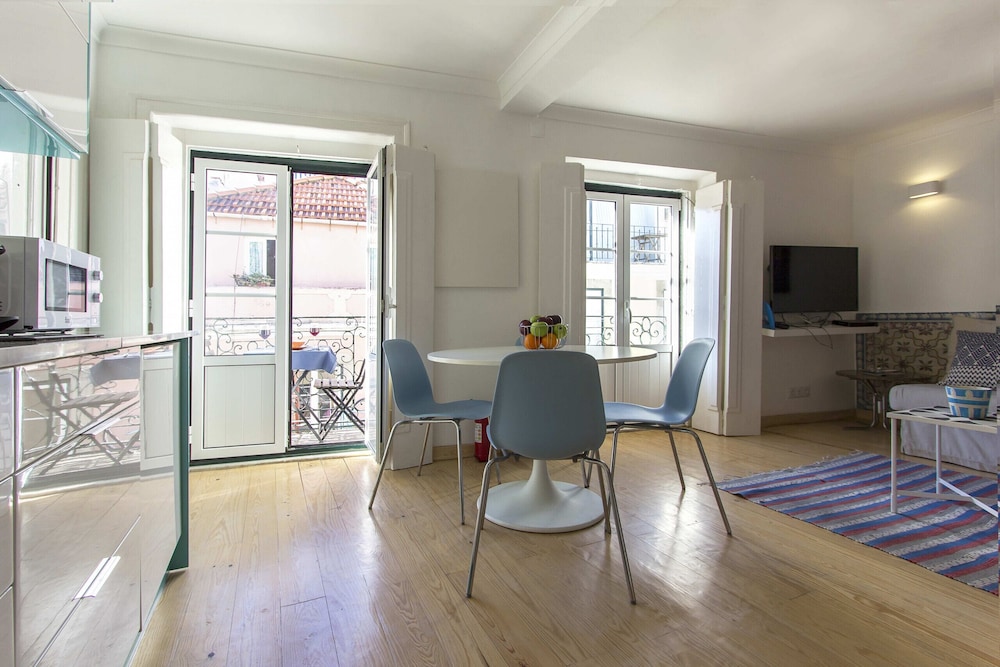 Chiado Blue by Homing