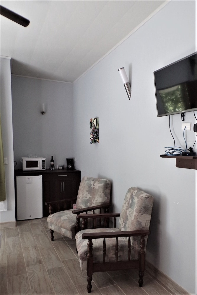 Mycasa's Bed and Breakfast