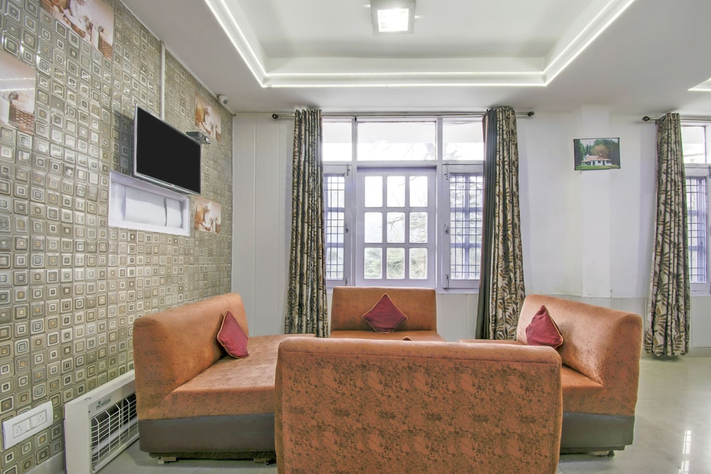Capital O 11741 Hotel Nest