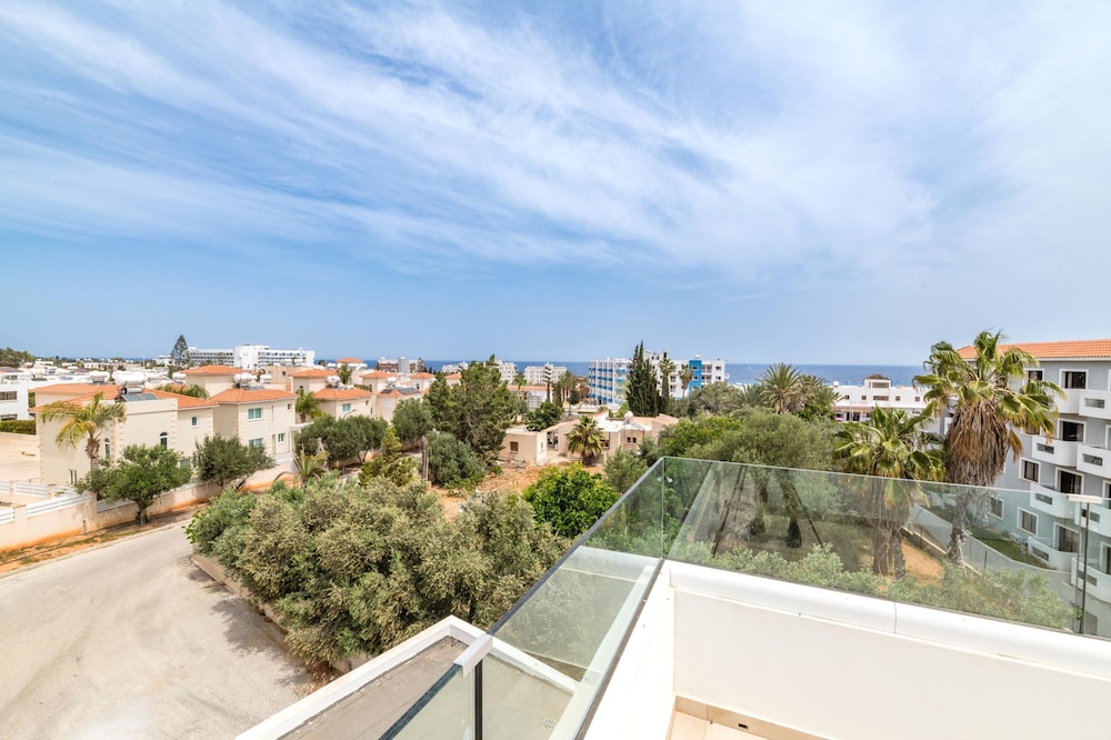 Green Bay Villa 14 in Protaras