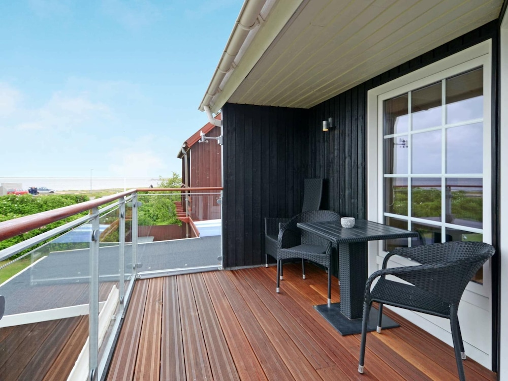 Tasteful Holiday Home in Hemmet near Sea view 3