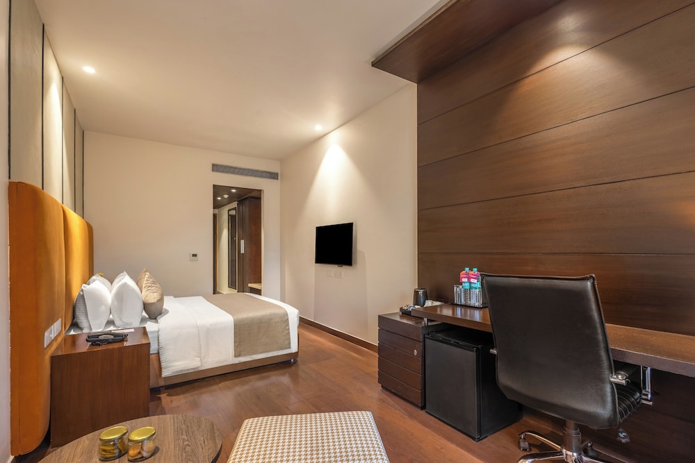 Sterling Borderland Amritsar