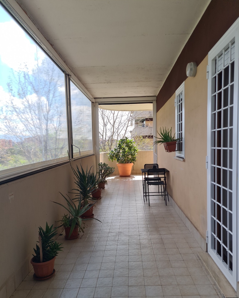 Rooms And Comfort Apartment