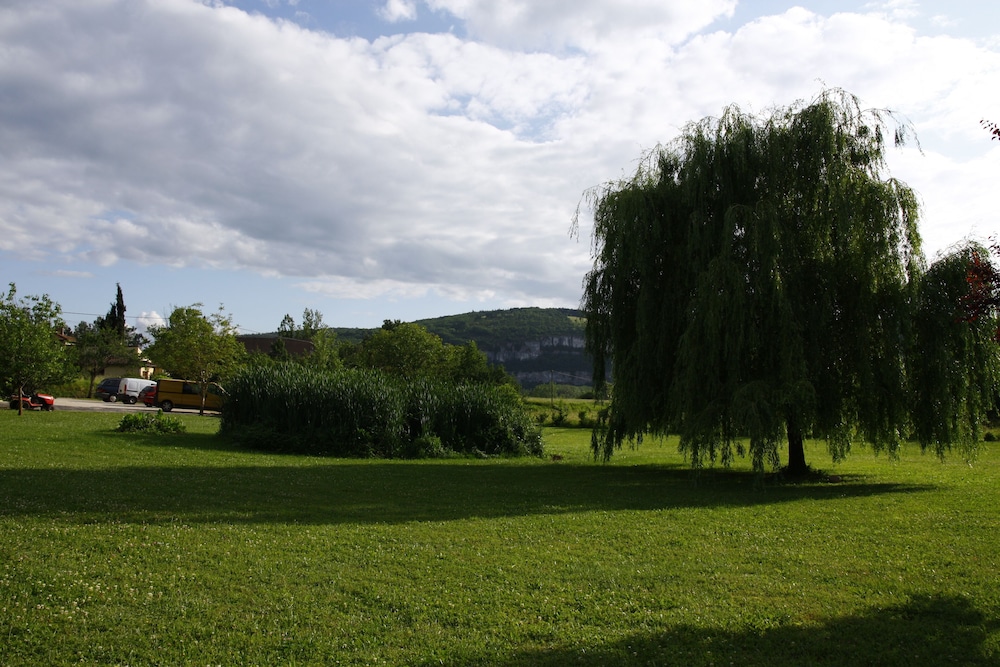 Photo 9
