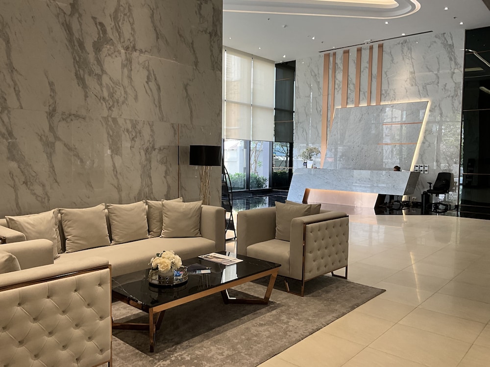 Panora 2-Bedroom Apartment With Sea View view 3
