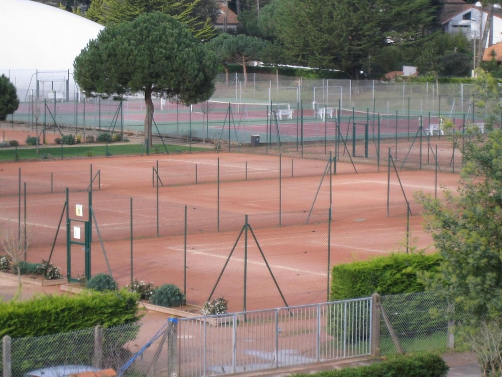 La Baule-Escoublac Vacations - Hotel Les Tennis Men - Property Image 8