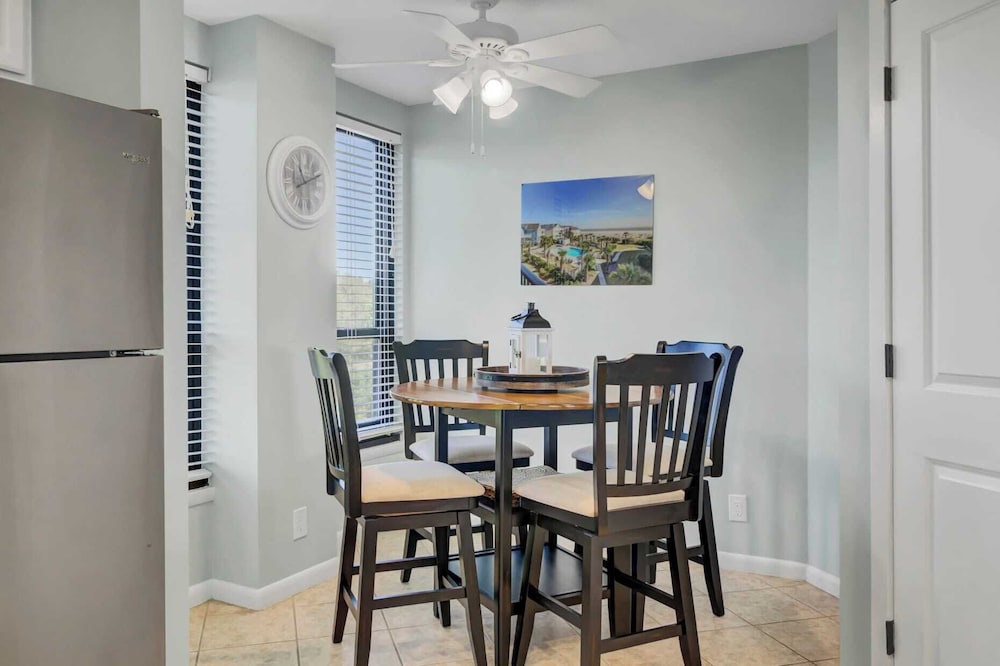 307 Summerhouse by Avantstay Oceanfront, View, Shared Pool