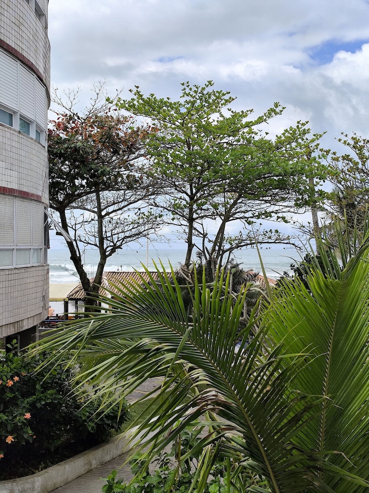 01E Vista Linda Pe Areia Guaruja - Tombo