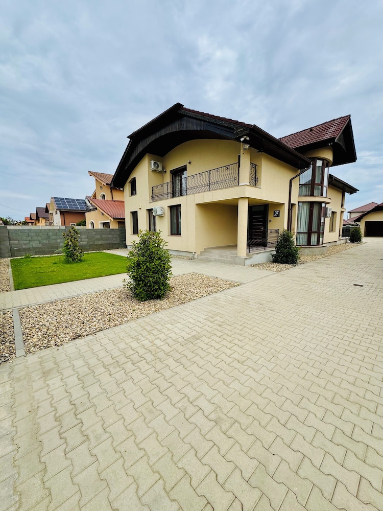 Roua Residence