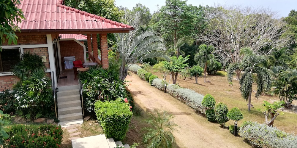 Freedom Estate