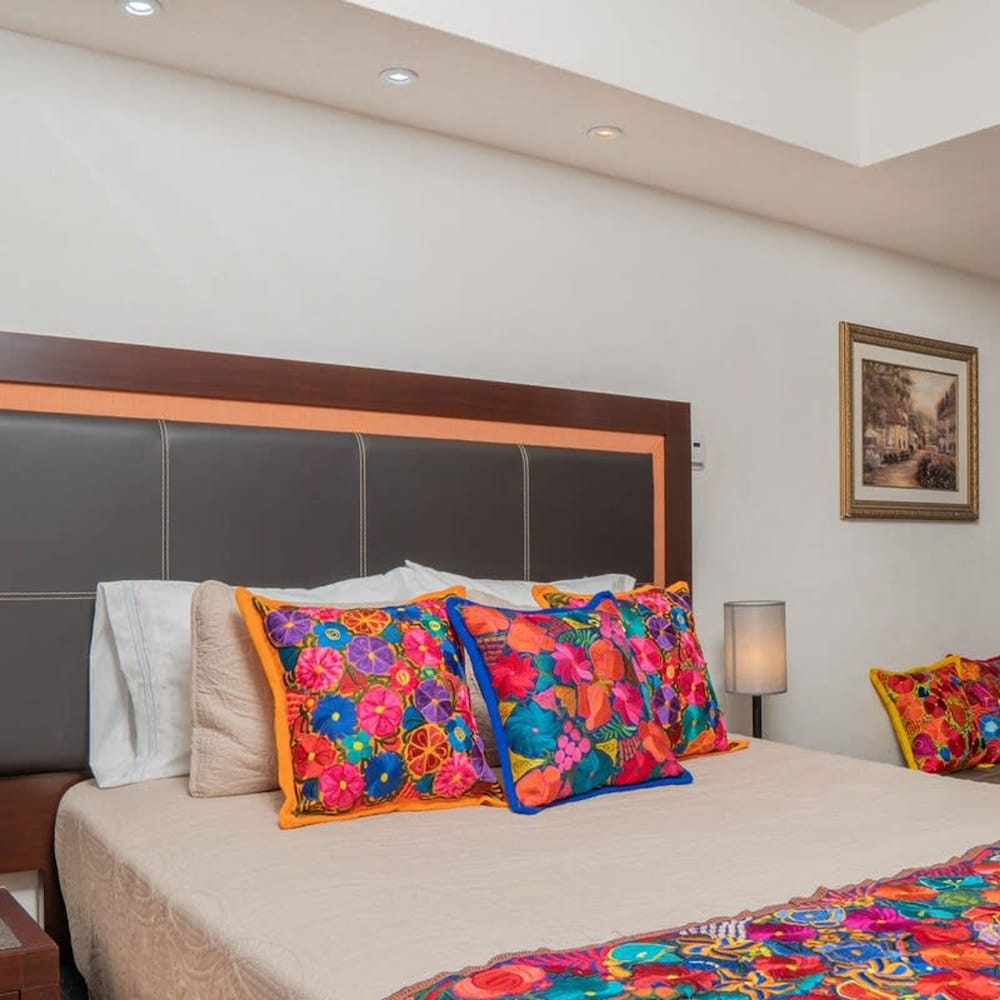 Ocean Front Condo 1 Bedroom 3 Beds 2 Bathrooms