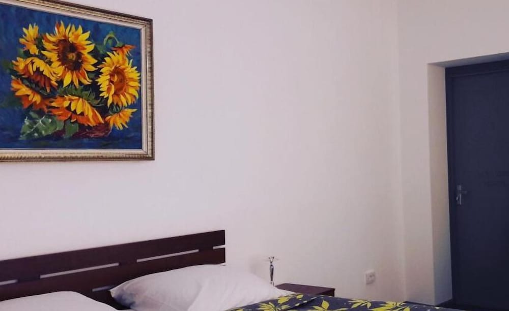 Jules Verne Hostel Tashkent