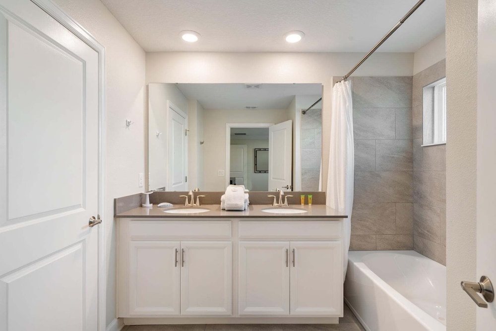 Championsgate Resort 4 Bedroom Private Pool Townhome 4 Townhouse