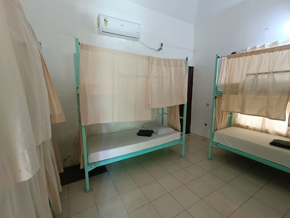 Molly's Hostel