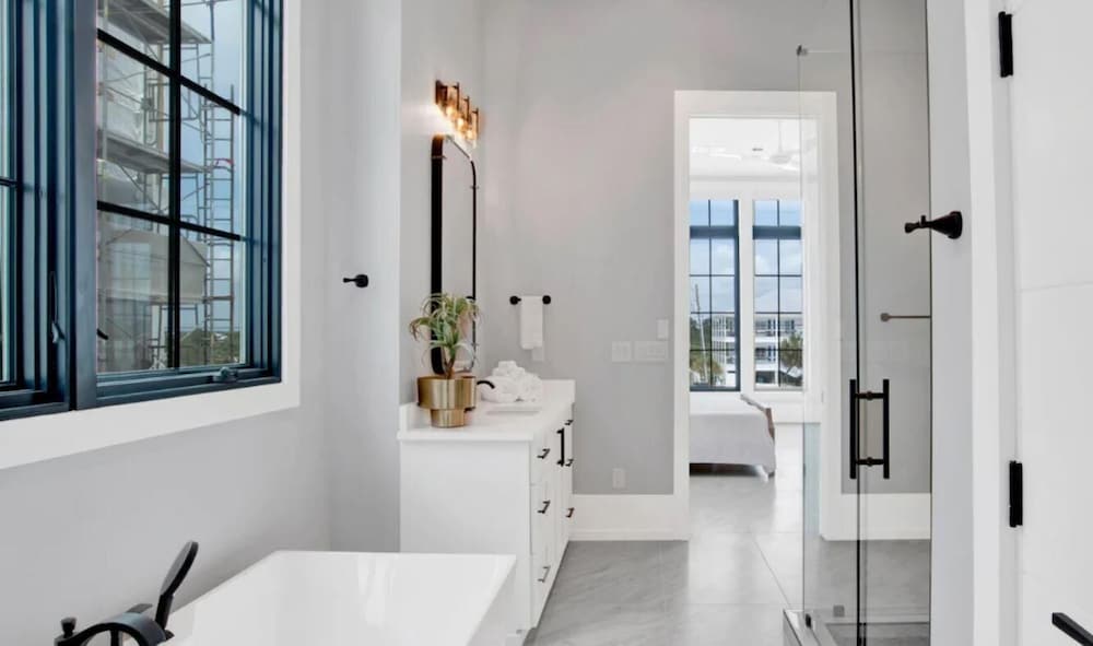 Sea La Vie at Eleanor Beach