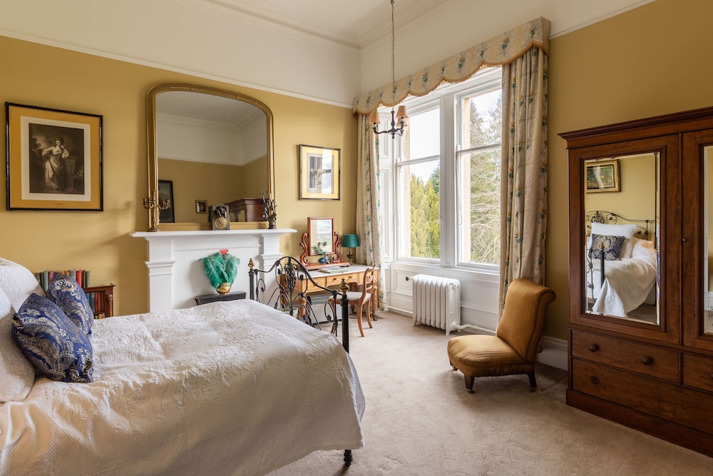 Errol Park - Grand Stately Home Views