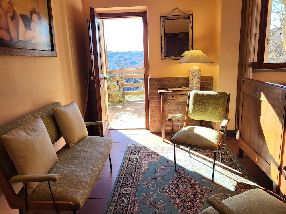Apartment Monte Santa Maria With Pool Views