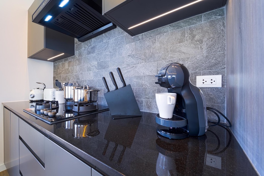 Brand-New Modern 3-Bedroom Villa MB20