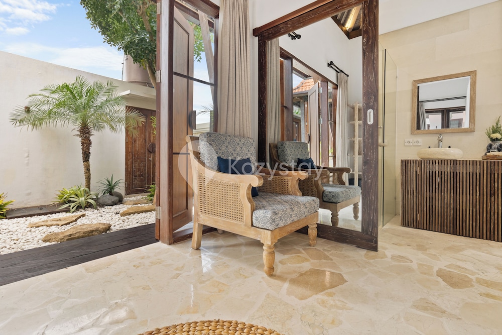 Dewandaru Villa by Kozystay - Canggu