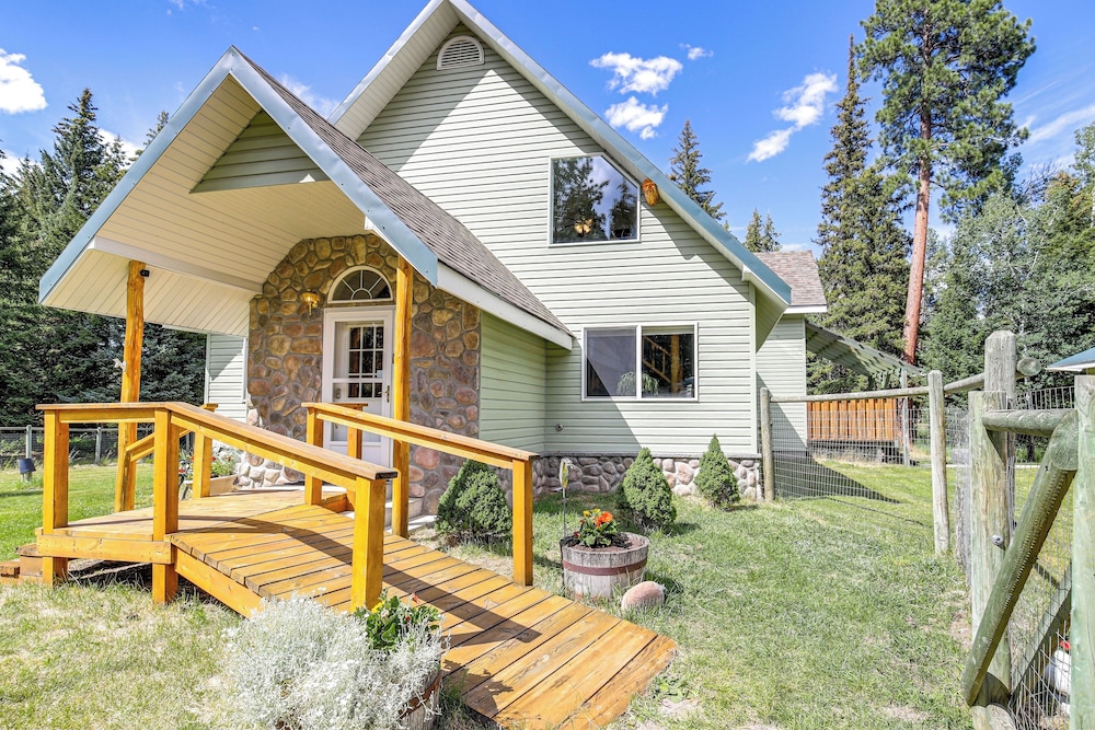 Private Hot Tub: 'enchanted Hideaway' in Lincoln!