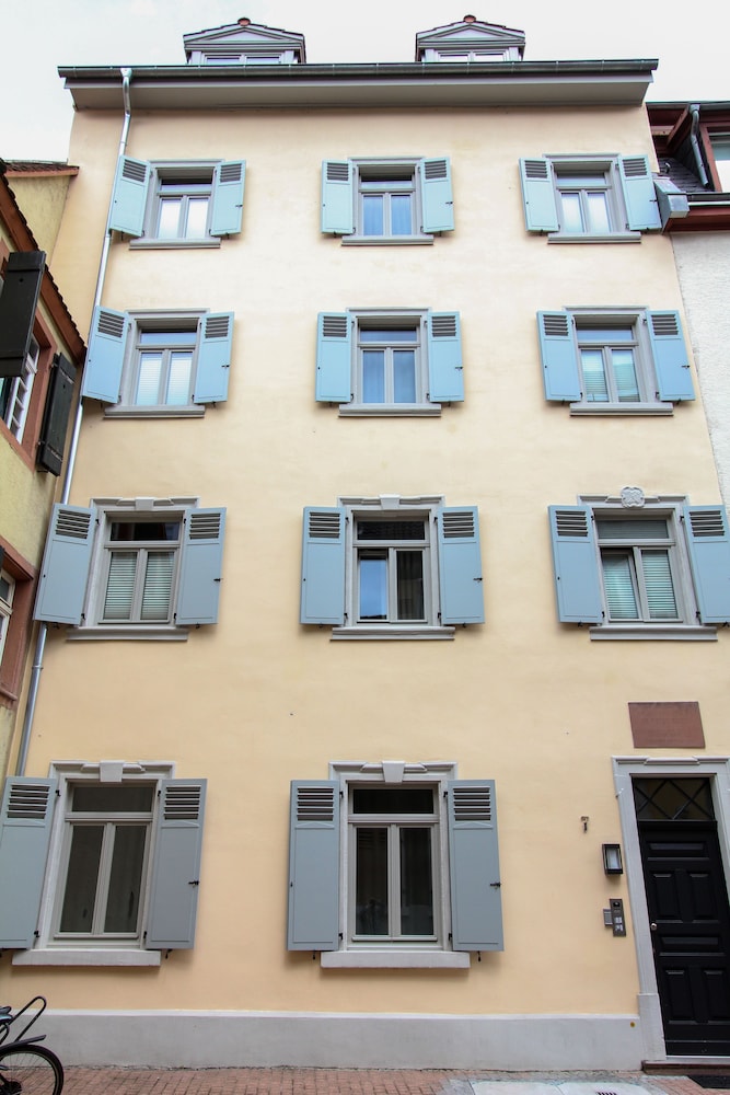 BS Luxury Apartment