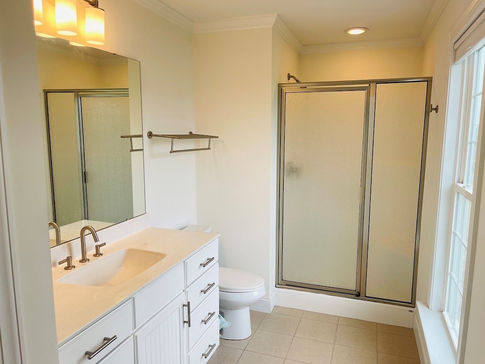 Compass Rose 4 Bedroom Home by RedAwning
