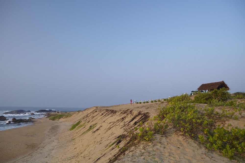 Jetwing Jungle Lodge, A Luxury Reserve