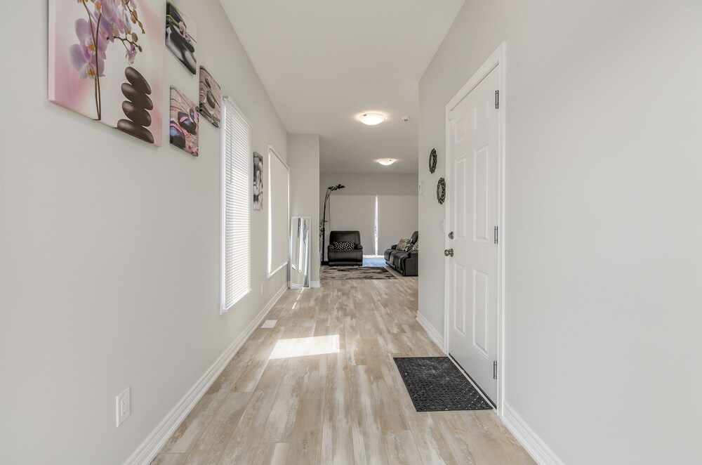 Luxury Entire house mins Niagara falls & Brock uni