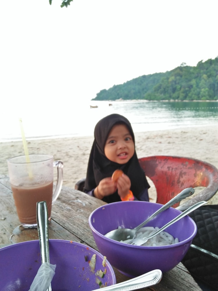Nazri Nipah Camp