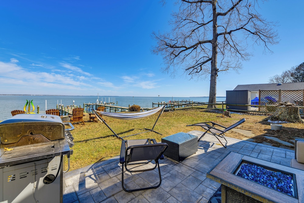 Patio & Yard: Potomac River Retreat in Hague