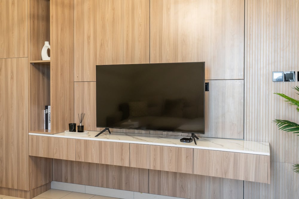 Lavish 2BR Apartment in Sobha Creek Vistas Reserve