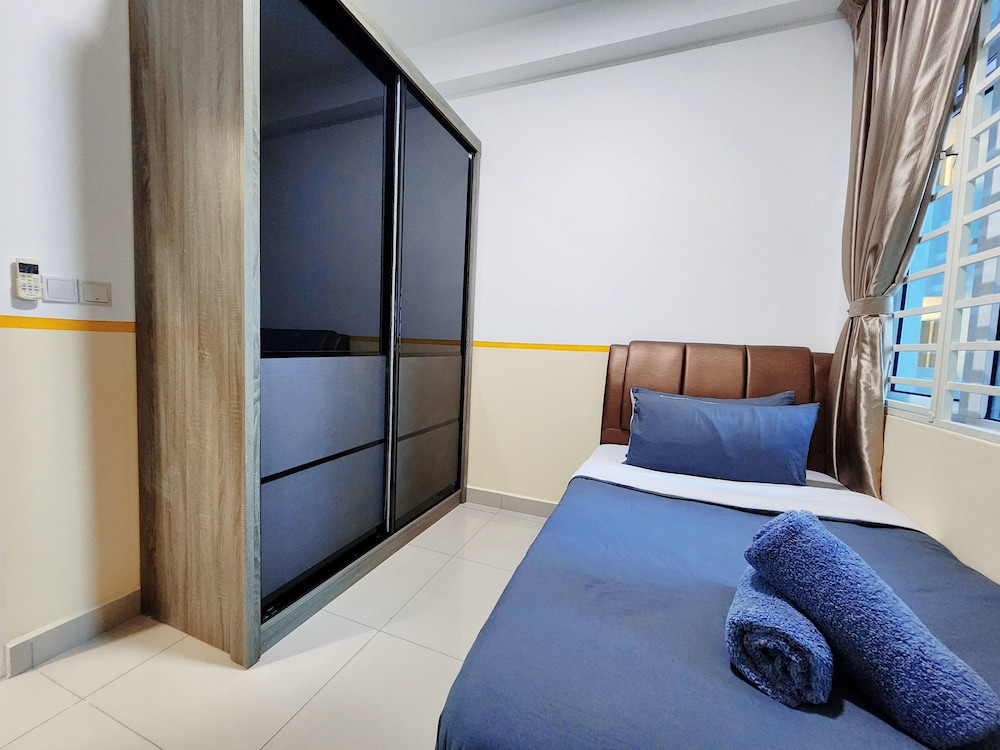 Twin Galaxy Residences by Widebed JB