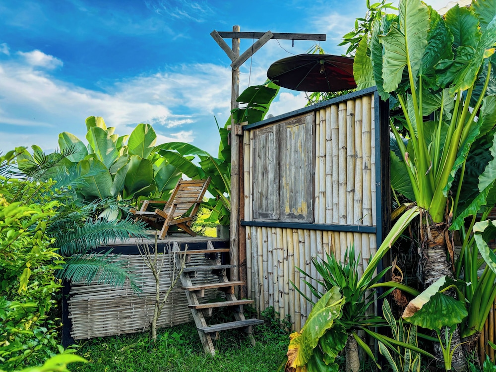 Deetorjai FarmStay Nan