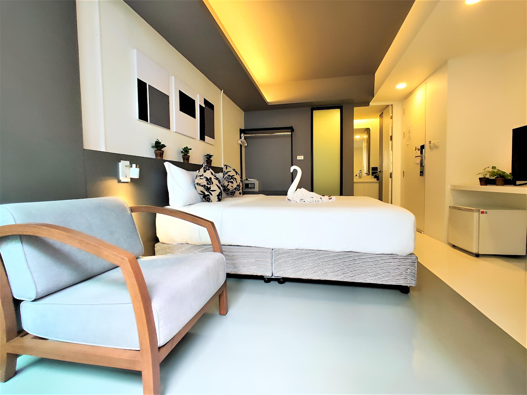Silom Studios