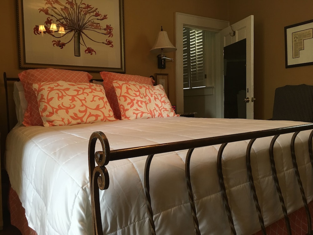 Smithfield Inn