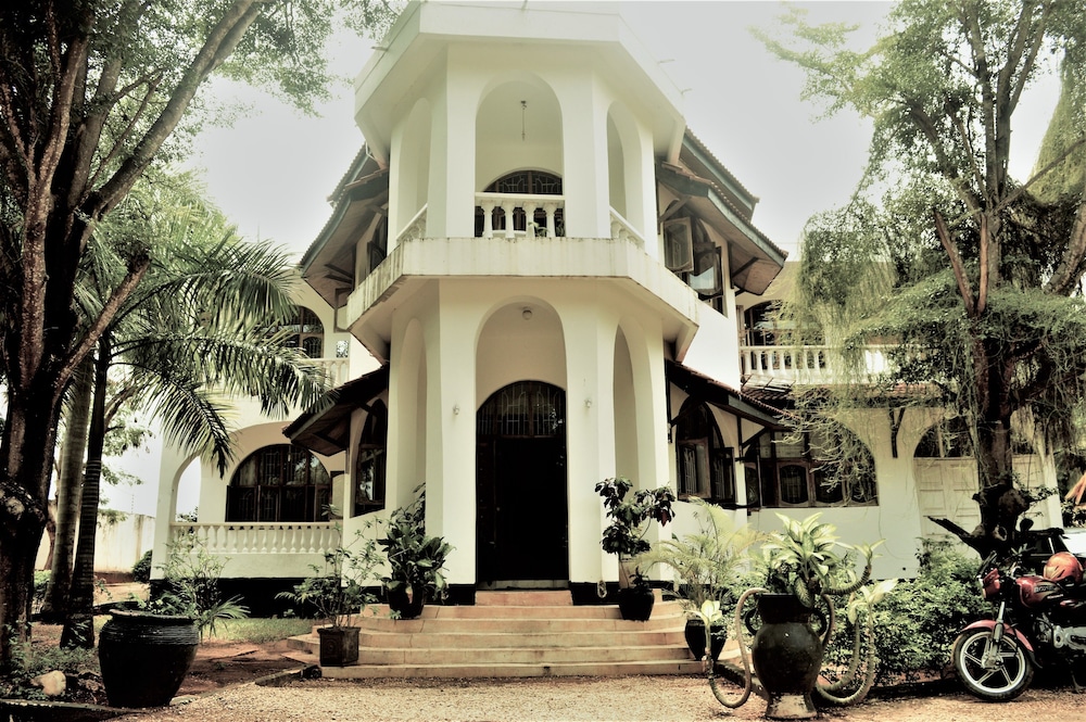PJ Lodge