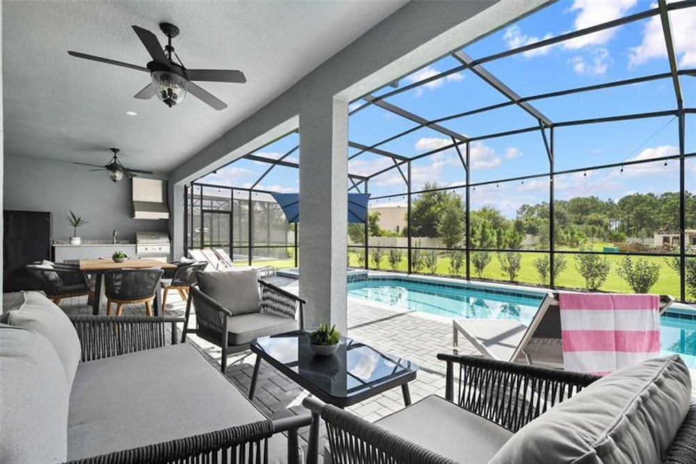 Unrivaled Amenities Unforgettable Comfort Await