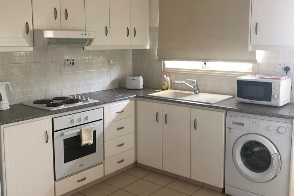 Apartment-paphos-poolside-near Amenities-discounts