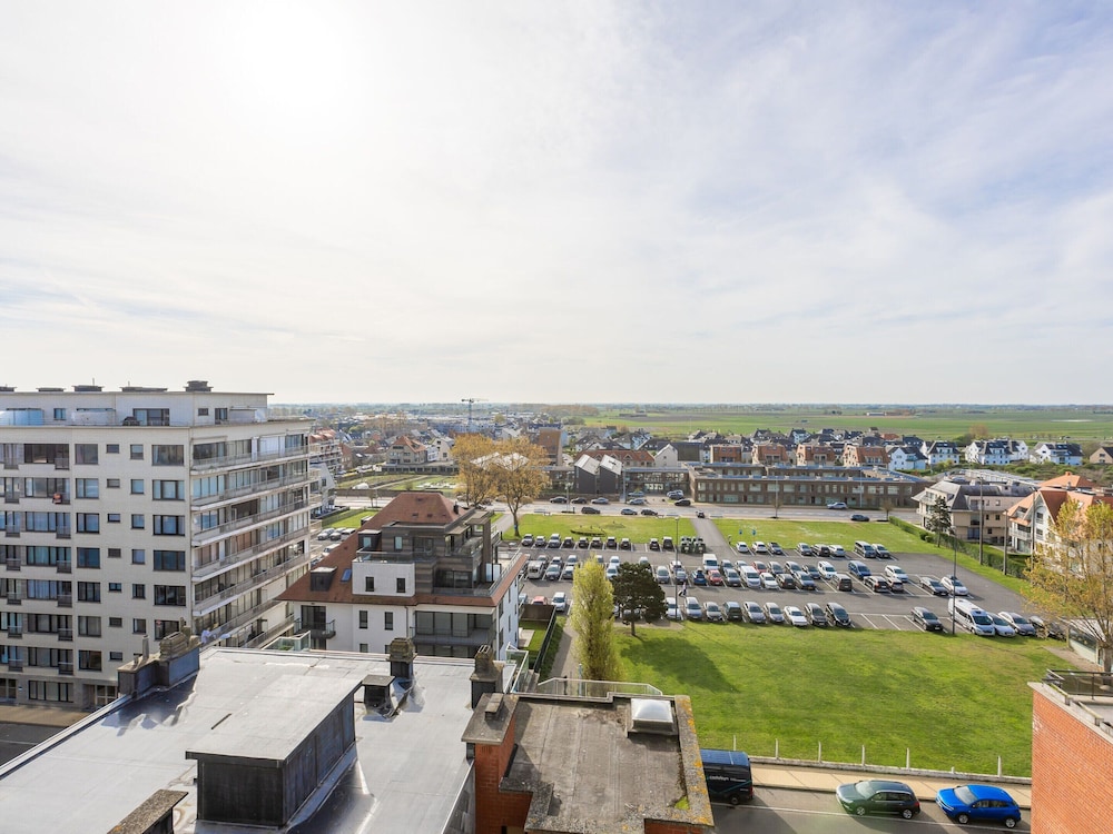 Apartment With 2 Bedrooms and sea View