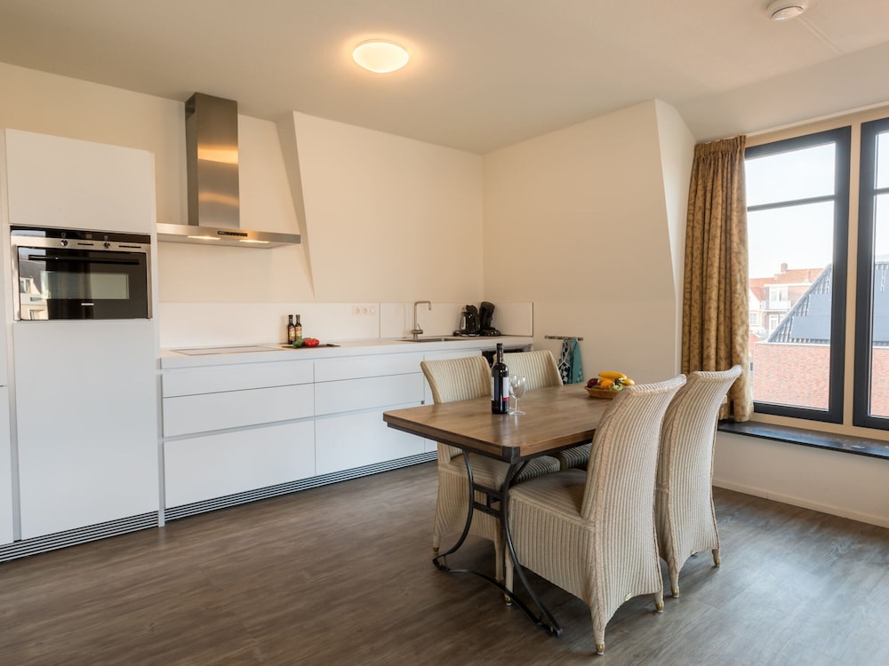 Modern Domburg Apartment view 3