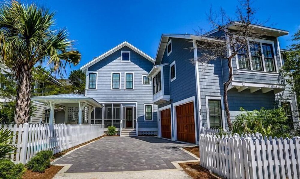 The Flagship of Watersound 5 Bedroom Holiday Home by Five Star Properties
