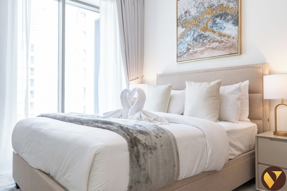 Vogue Rosewater Creek Beach Stylish 2BR