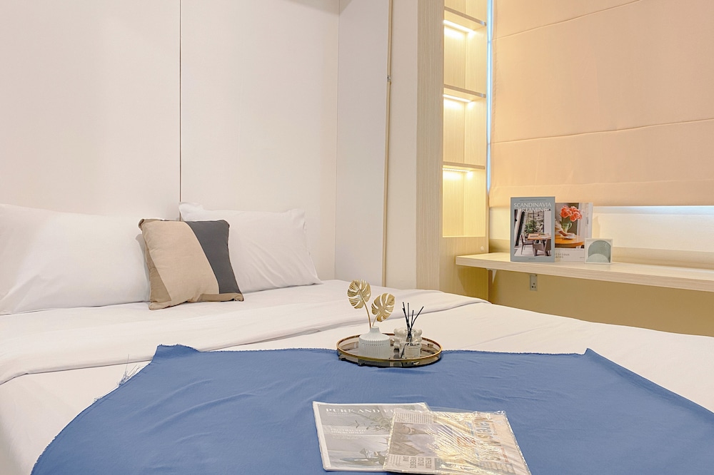 Cozy And Modern 2Br At Meikarta Apartment