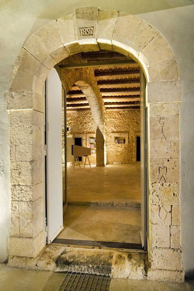 Photo 37