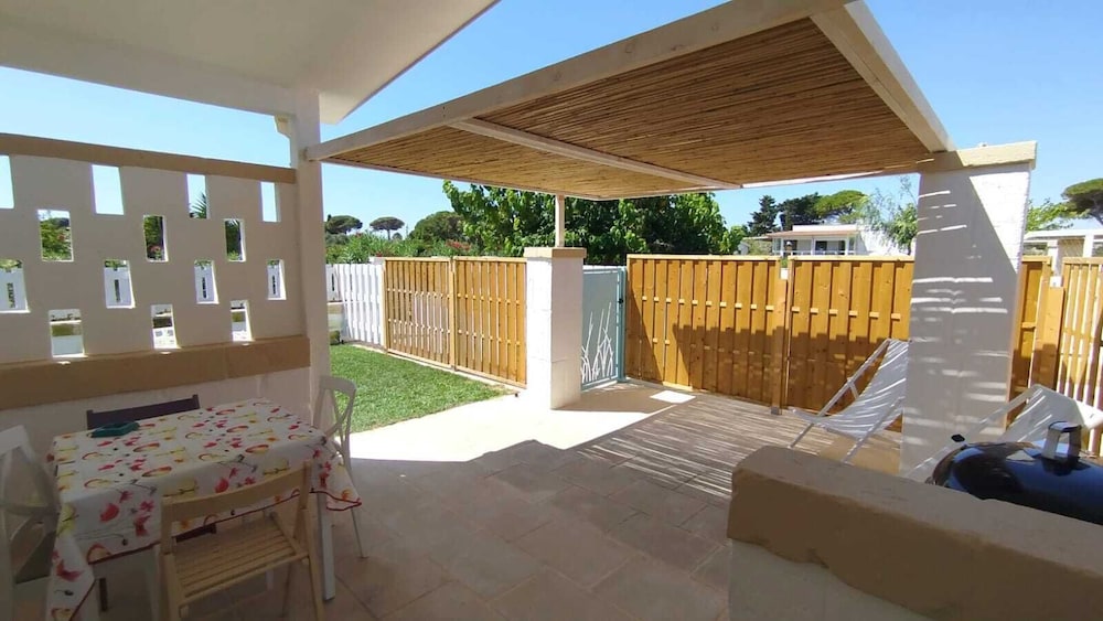 Little House With Garden in Otranto - Baia dei Turchi - pet Friendly