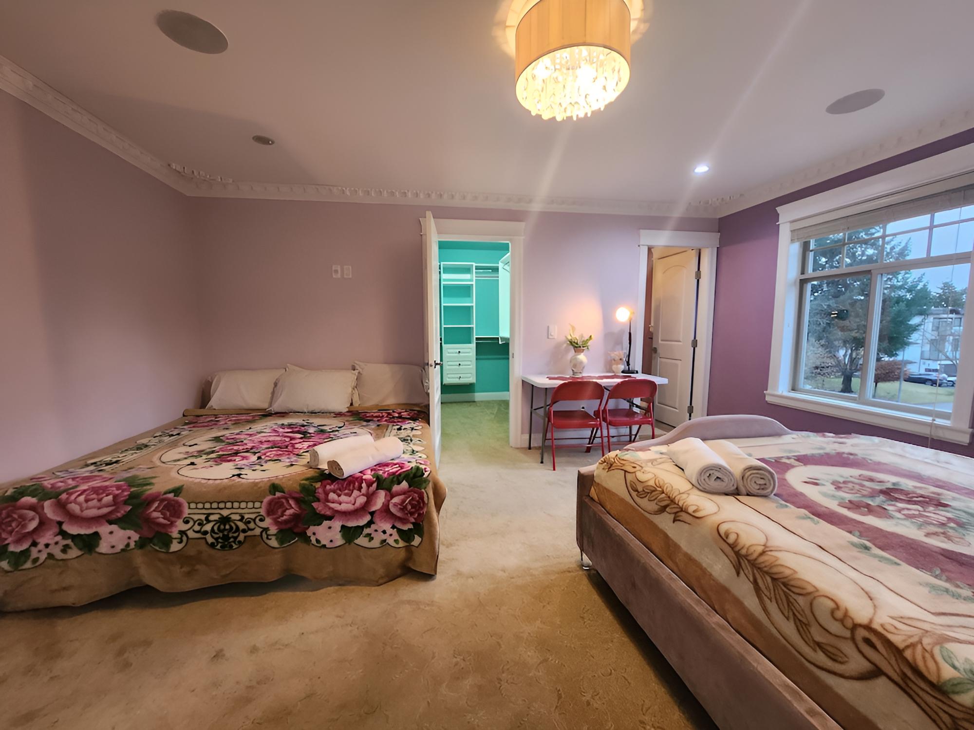 Surrey Vacations - The Empress Palace - Property Image 2