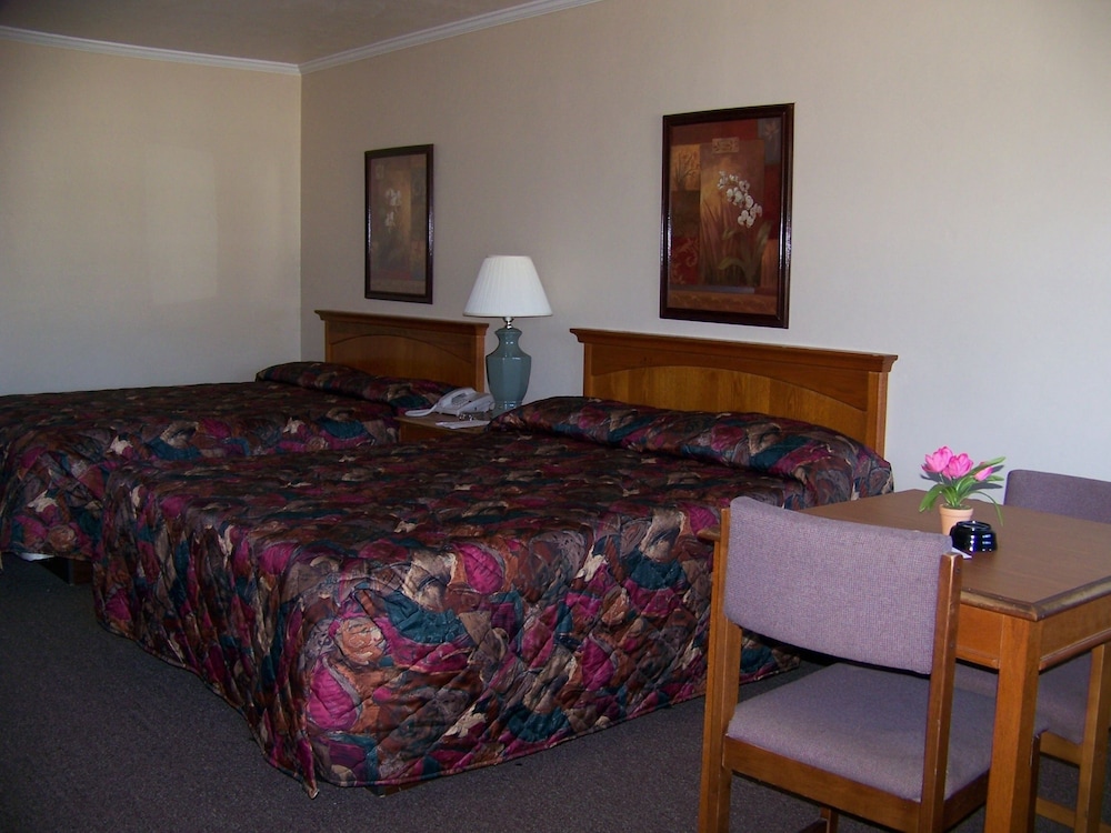 Emerald Sands Inn