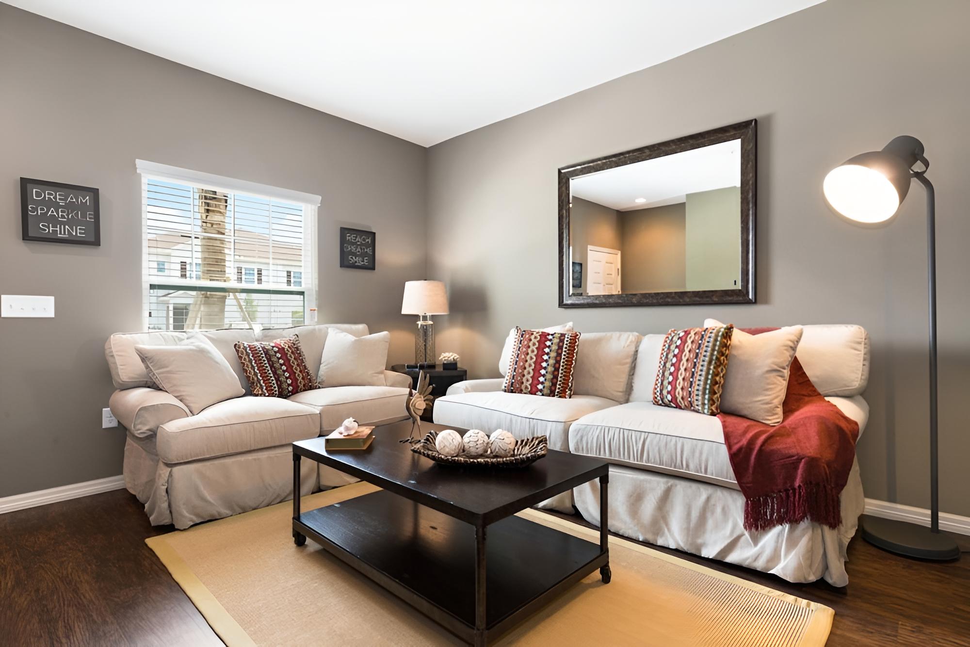 West Lucaya 3224 - Image 3